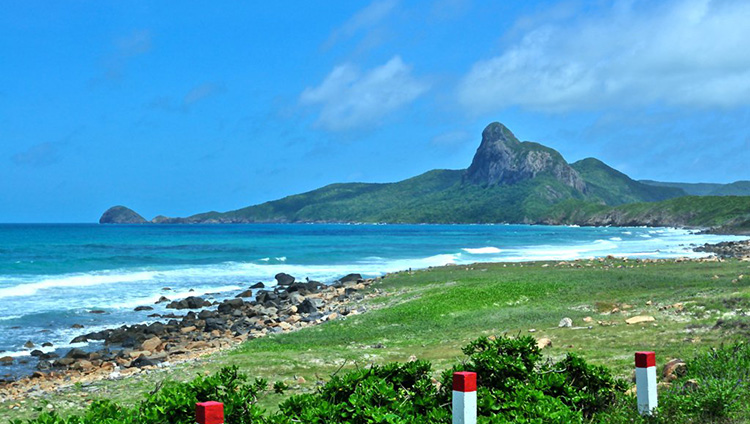 tour-con-dao-vong-quanh-dao-nua-ngay