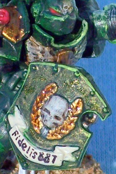 Rogue Trader by Laney - Page 2 Company%20Champion%20-%20Shield%20Detail%2002