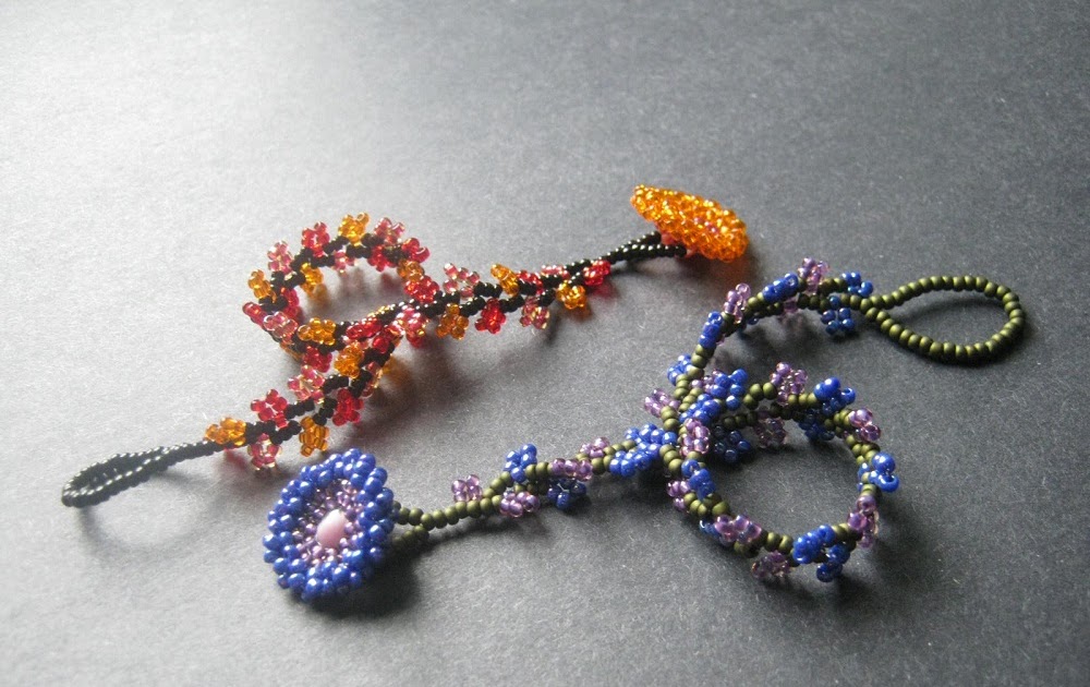 Inspirational Beading: A Bracelet a Week: Unusual Flowers