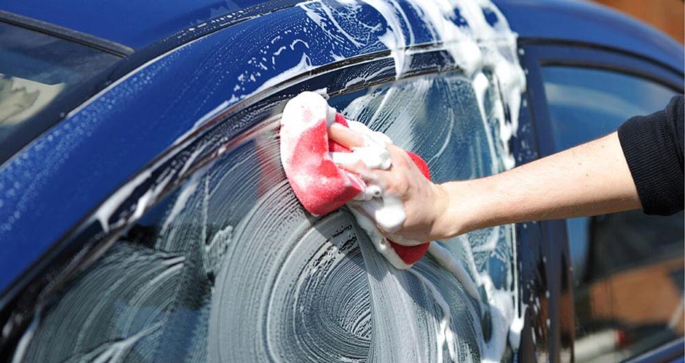 Cần rửa xe đúng cách để đảm bảo hạn chế hư hỏng cho xe