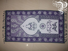 Sajadah Batik Pintu Masjid