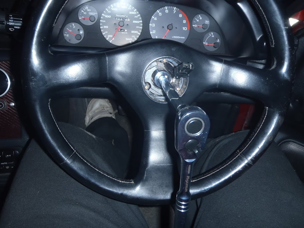 DIY: Steering Wheel Replacement Removal and Installation | Skyline Owners  Forum