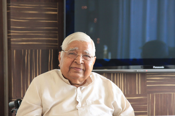 葛印卡老師 (S.N.GOENKA)--(1924-    )