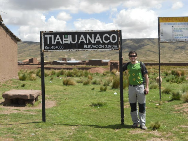 Un Sarrio en Bolivia Tihuanaku