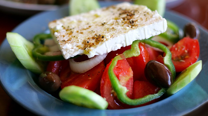 Tour du lịch Hy Lạp - Nếm thử salad Horiatiki Salata