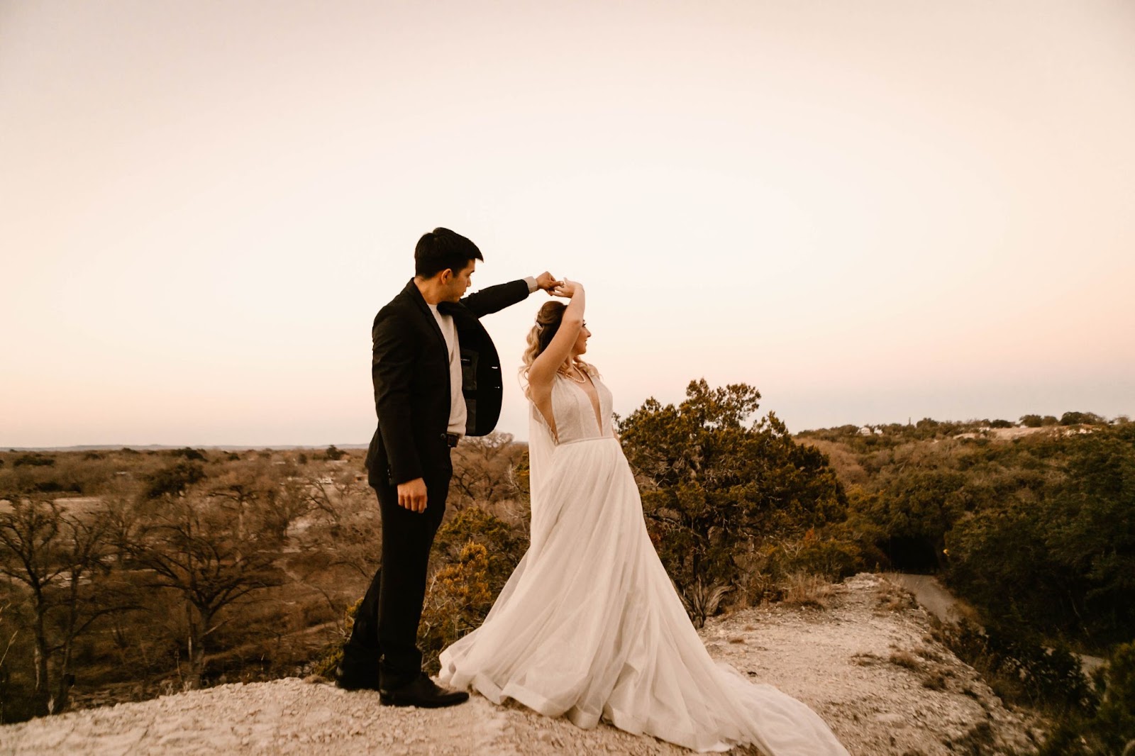 Best 10 Locations to Elope around Austin Texas