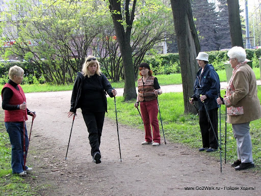 Весна плавно перетекает в лето! Nordic Walking в Парке Победы.