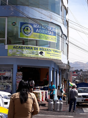 Opiniones de ACADEMIA DE BELLEZA CARACAS en Quito - Centro de estética