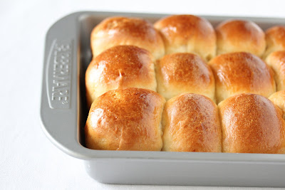 Sour cream bread rolls
