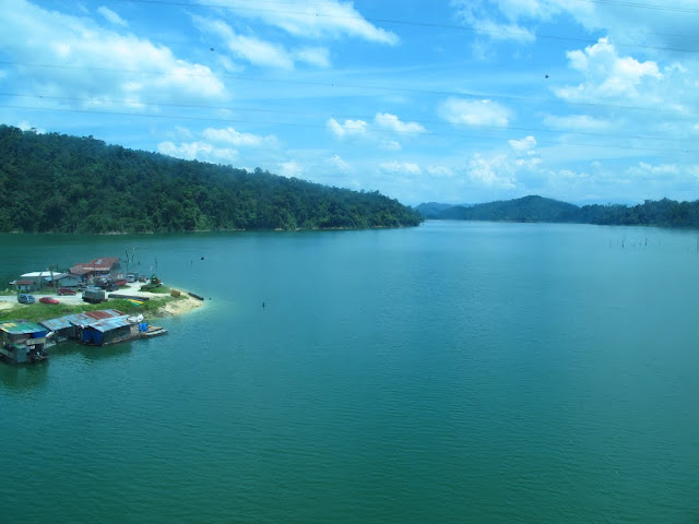 Crossing the Mountains and Lakes of Titiwangsa in Malaysia
