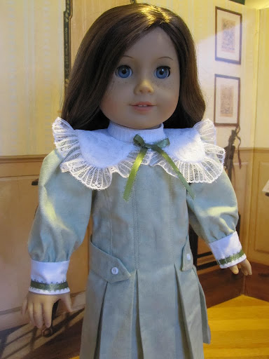 The Miniature Historian: Samantha's Green School Dress by Terristouch
