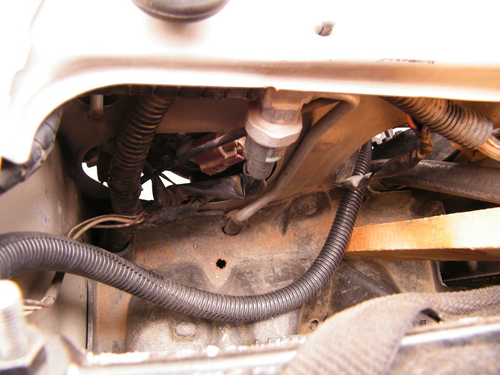 Picture of AC pressure switch Wiring? | IH8MUD Forum trailer wiring for toyota tacoma 