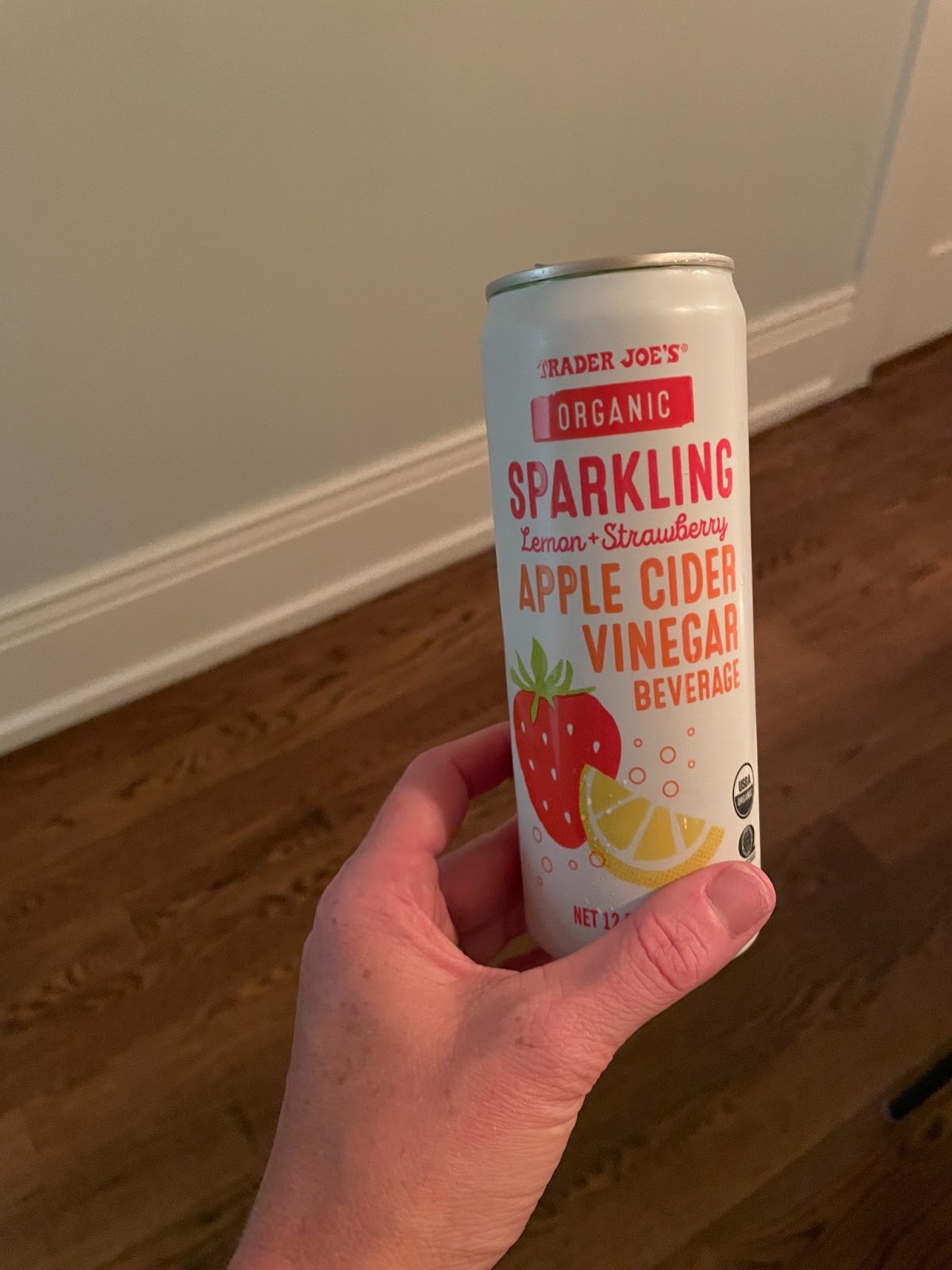 Less-sugar sparkling beverage 