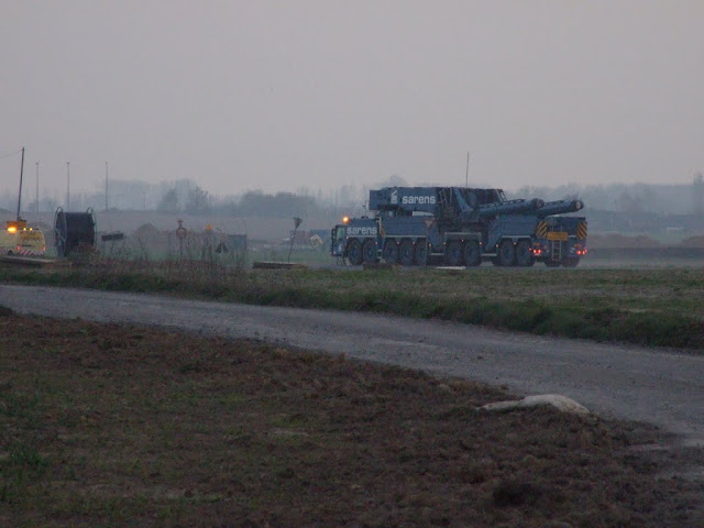 Parcs éoliens de Belgique - Page 9 DSCF8134.JPG
