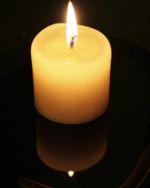 150px-Candle-flame-and-reflection.jpg