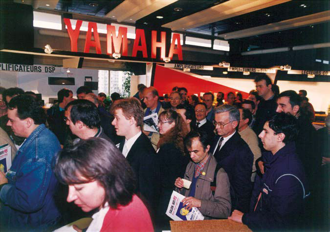 Belle affluence du public au salon de 1995
