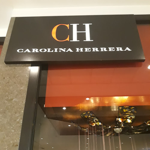Comentarios y opiniones de CH Carolina Herrera • Scala