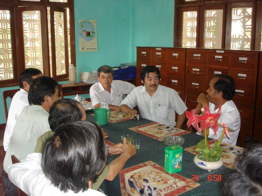Về thăm trường cũ nhân dịp Lễ bế giảng năm học 2010 - 2011 DSC00041