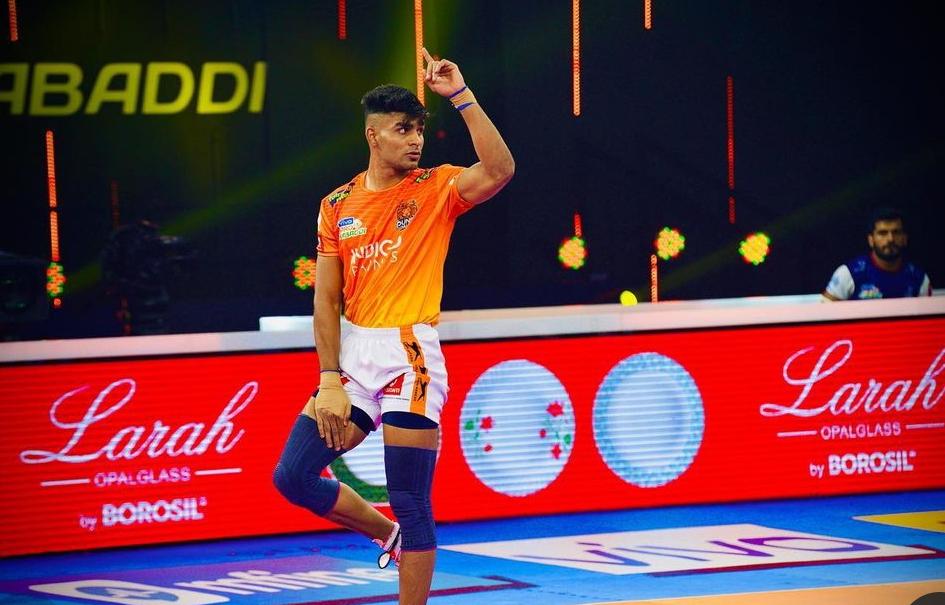 Aslam Inamdar to don the Paltan colours in front of home fans for the first time! 