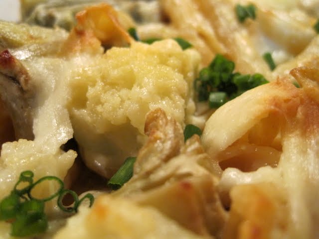 Mac-n-Cauliflower and Chives - Photo Courtesy of Full Belly Sisters