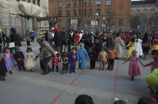 Carnestoltes 2011 a l'Escola Pere Vila