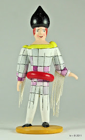 Figurine mit quergestreiftem Kostüm, 1926 - gedrechselt und farbig angelegt