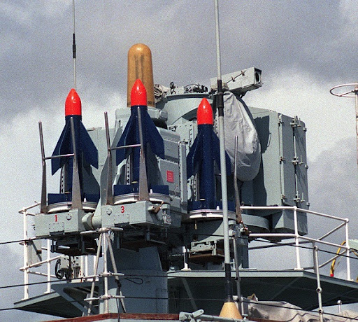 Los misiles de Malvinas Sea%20Cat%20missiles%20on%20naval%20launcher