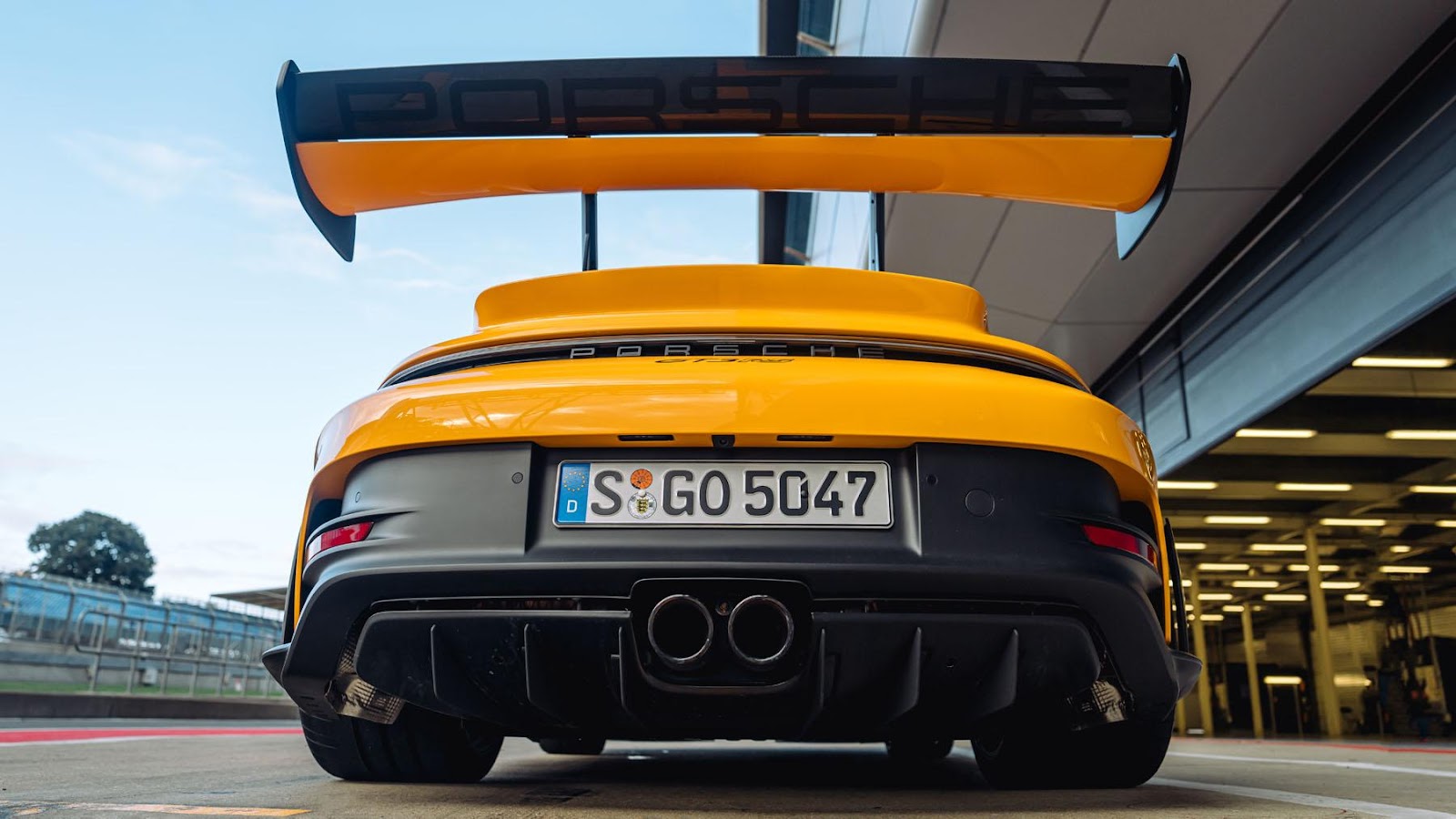 Porsche 911 GT3 RS rear