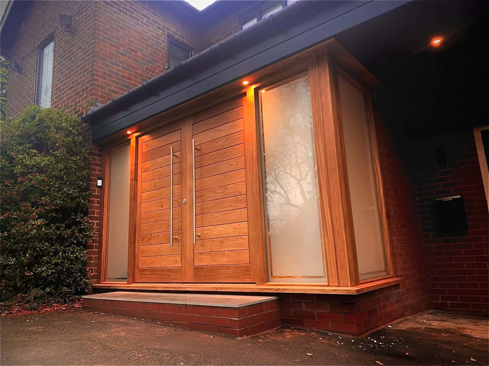  kusen pintu
