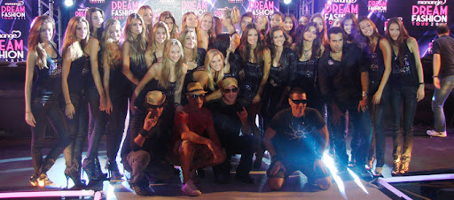 A seleção que entra em campo no Monange Dream Fashion Tour 2011