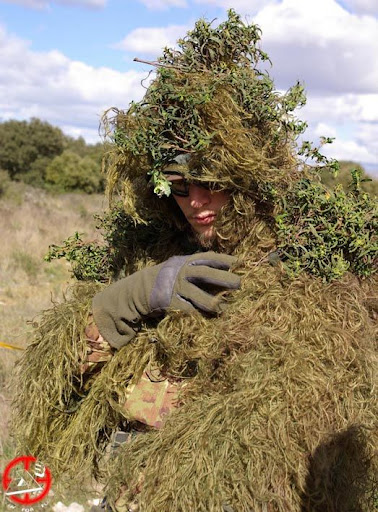 Arsenal Airsoft! - Page 2 Ghillie-en-jeu