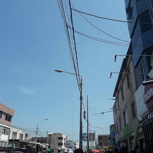 Av. Luis Gonzáles 1560, Chiclayo 14001, Perú