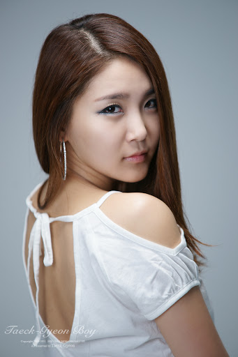 Bang Eun Young (방은영)