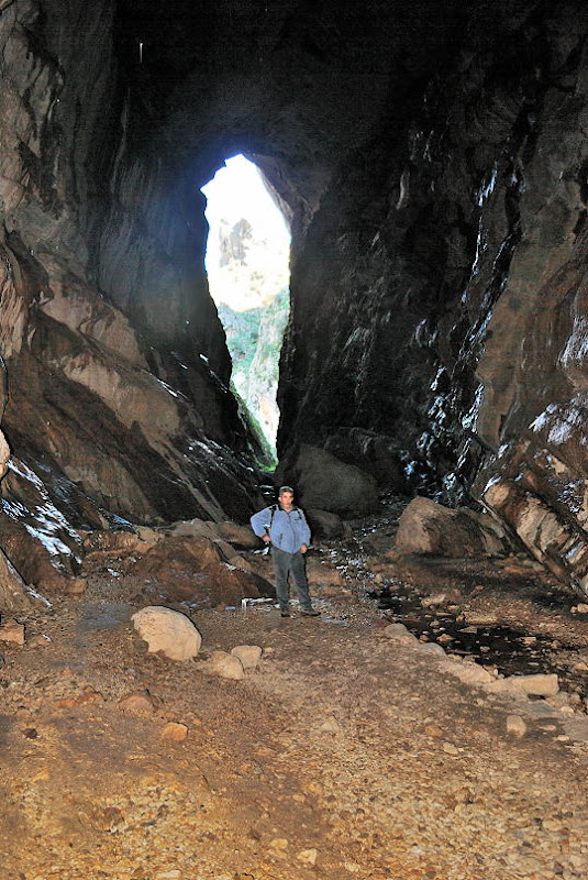 Excursión a las Cuevas del Hundidero y Gato. 083%20Cueva%20del%20Gato%2020110130%20117