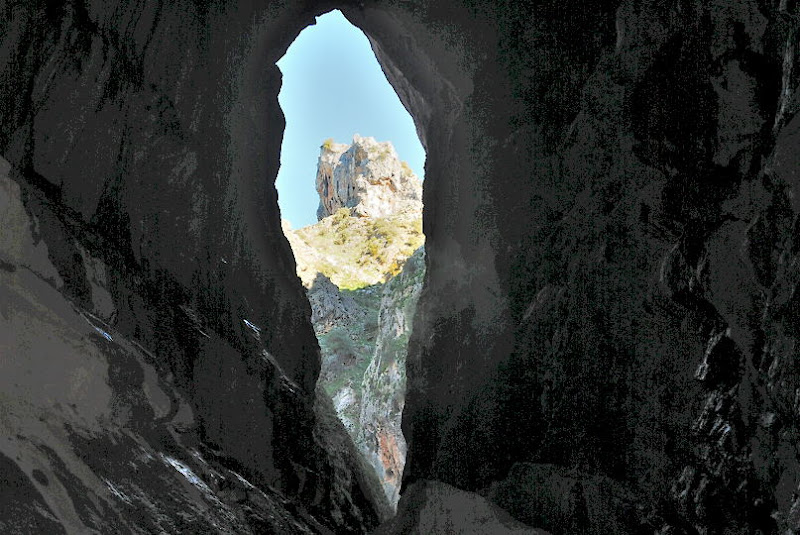 Excursión a las Cuevas del Hundidero y Gato. 087%20Cueva%20del%20Gato%2020110130%20121