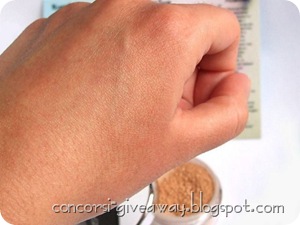Giveaway-make-up-minerale-minerale-puro-fondotinta-bambu-swatch-no-2-1 Giveaway-make-up-minerale-minerale-puro-fondotinta-bambu-swatch-no-2-1