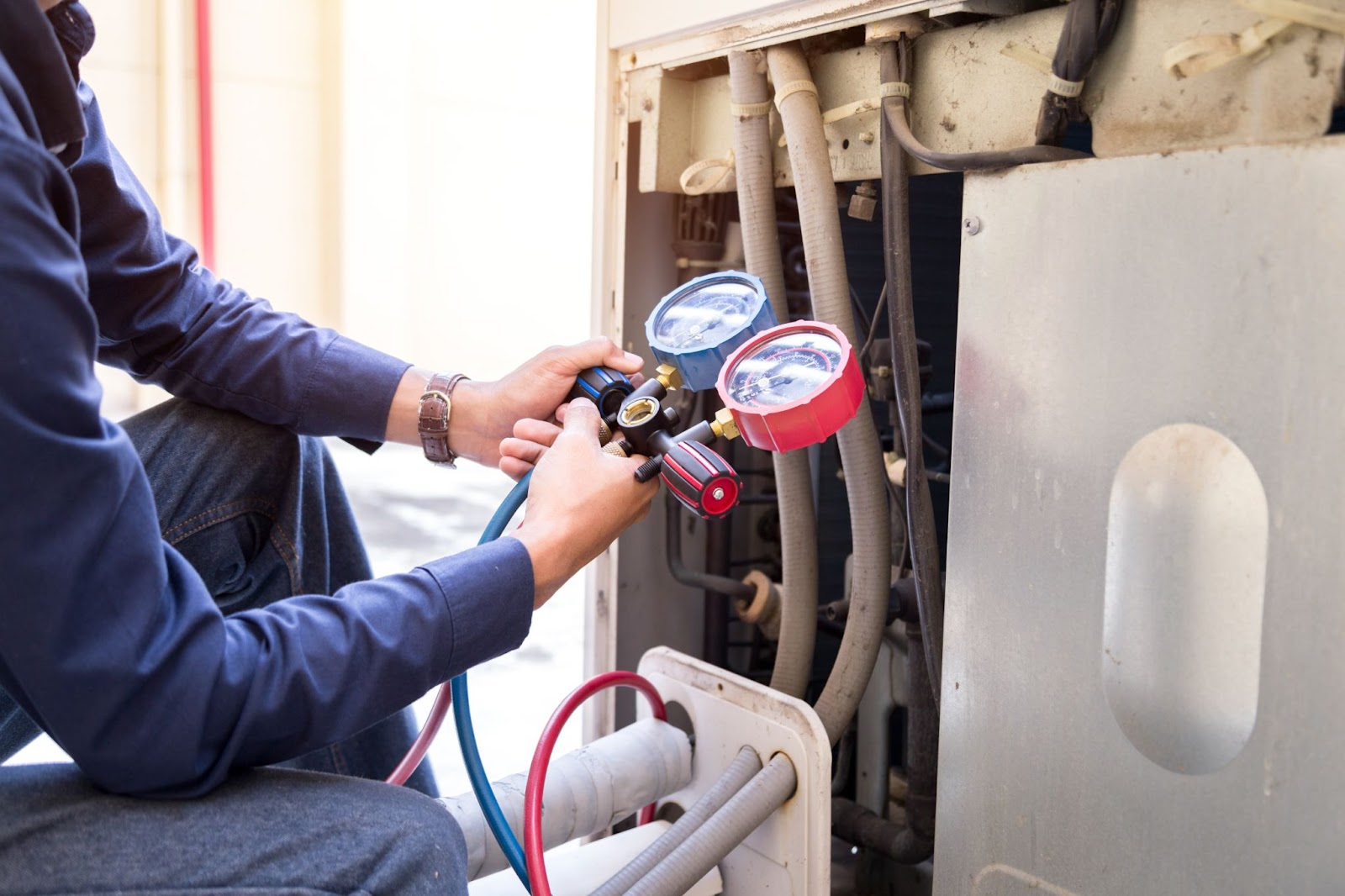 How to Become an HVAC Technician