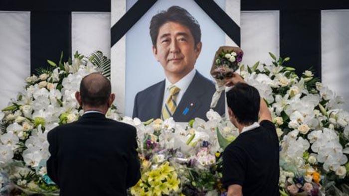 https://vietluan.com.au/wp-content/uploads/2022/09/shinzo-abe-funeral-1.jpg