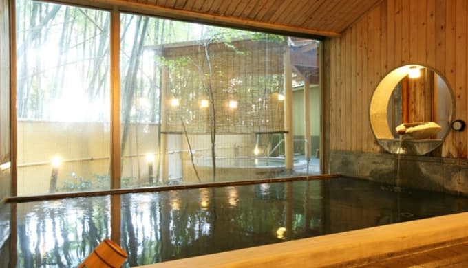 箱根小涌谷温泉「水の音」：大浴場「月の湯」内湯