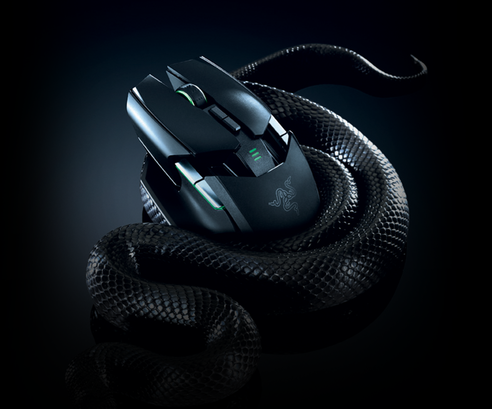 Sleek and cool design to every detail of gaming mouse