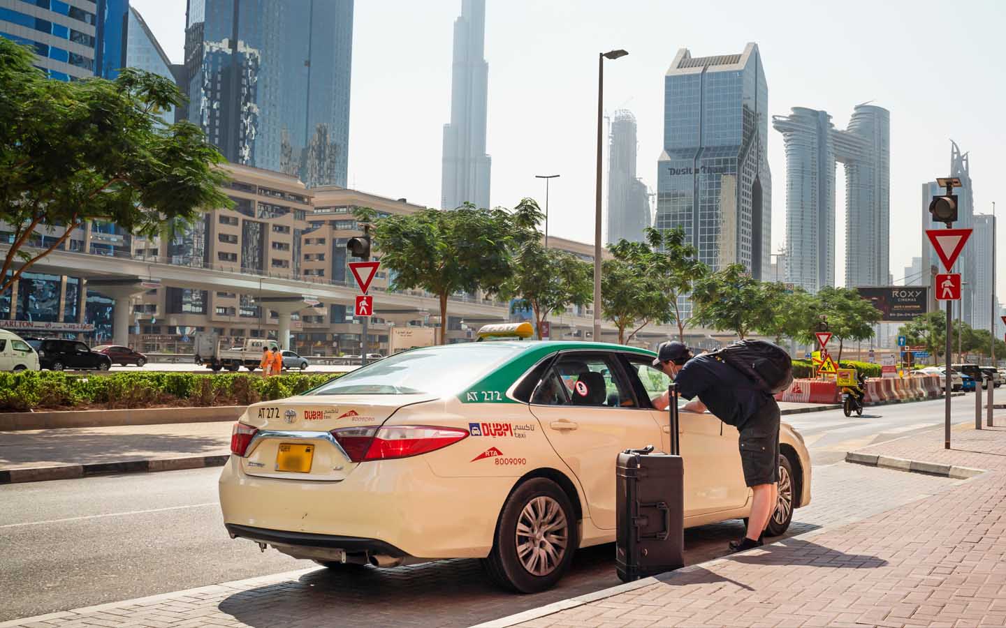 Your Comprehensive Guide to Booking Taxi Services in Dubai