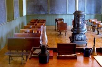 http://authorsandramasters.com/assets/Stone_Schoolhouse_where_Cassandra_Teaches2.jpg