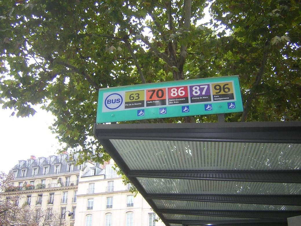 Картинки по запросу paris bus stop accessibility signs