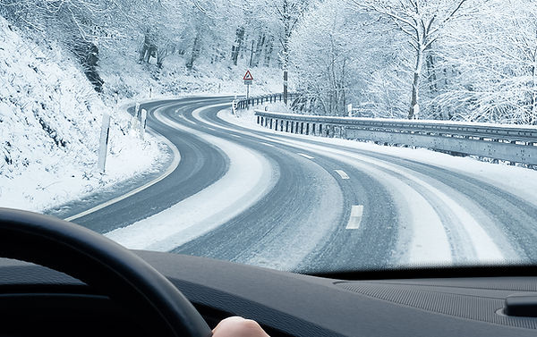 Warm Up Your Car When It’s Cold Driving in Snow, starting your car in winter