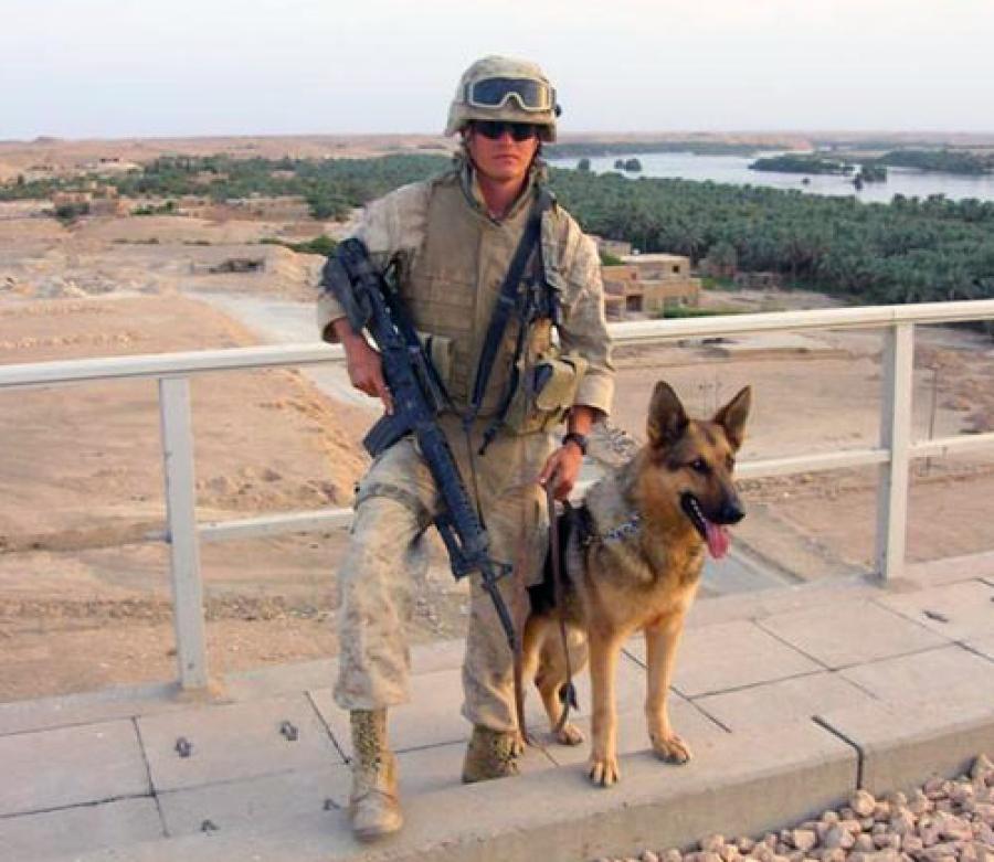 Marine dog handlers in Iraq mourn death of colleague - News - Stripes