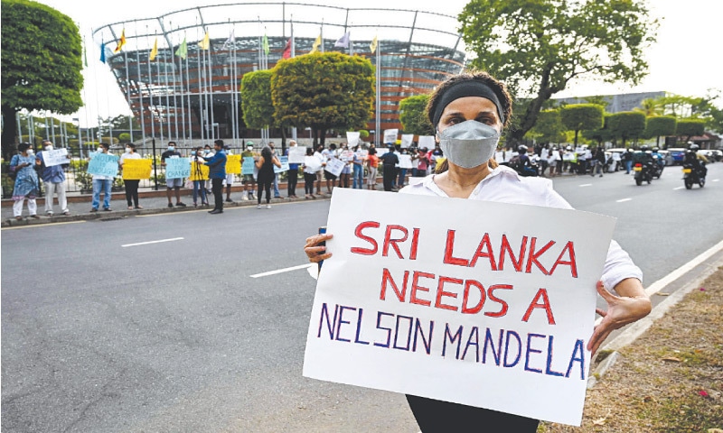 Sri Lanka imposes curfew amid protests over price hike - Newspaper -  DAWN.COM