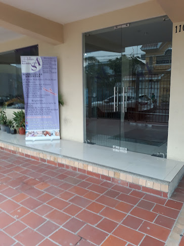 Opiniones de Escuela De Cosmetologia San Andrés en Guayaquil - Centro de estética