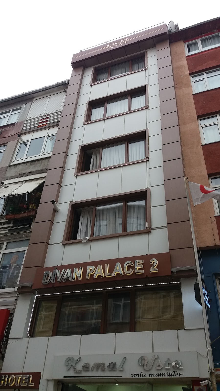 Divan Palace 2