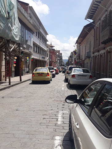 Opiniones de Mariscal Sucre en Cuenca - Centro comercial
