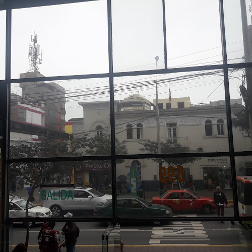 Av. José Larco 595, Miraflores 15074, Perú